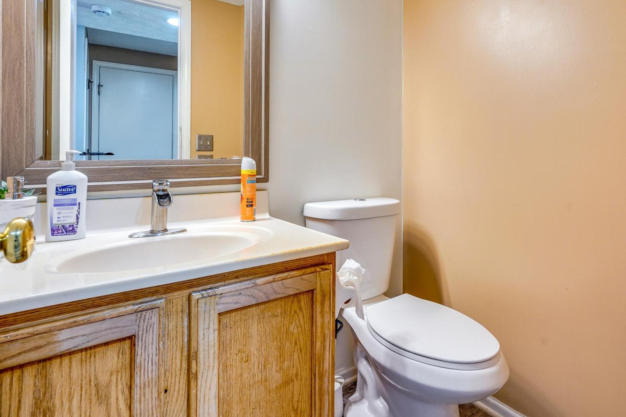 Pet-friendly Ohio Retreat With Fire Pit And Grill! * Columbus